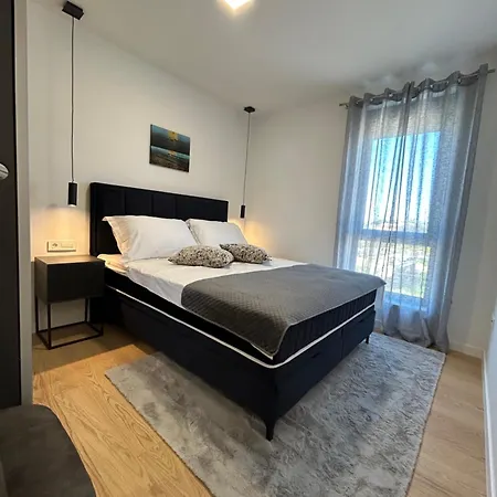 Apartment Star